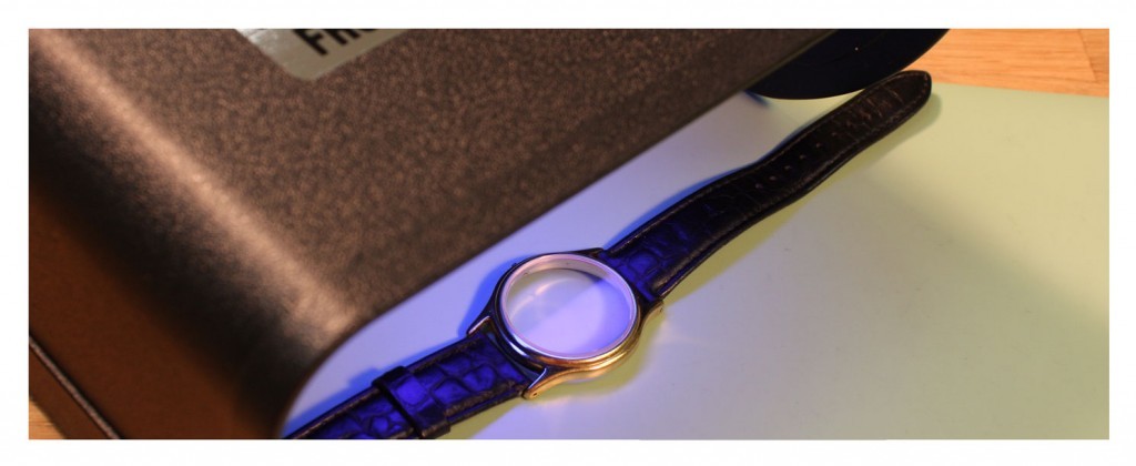 How to use ultraviolet glue to bond the new crystal to your watch case