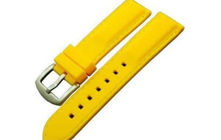 How to clean Rubber strap?