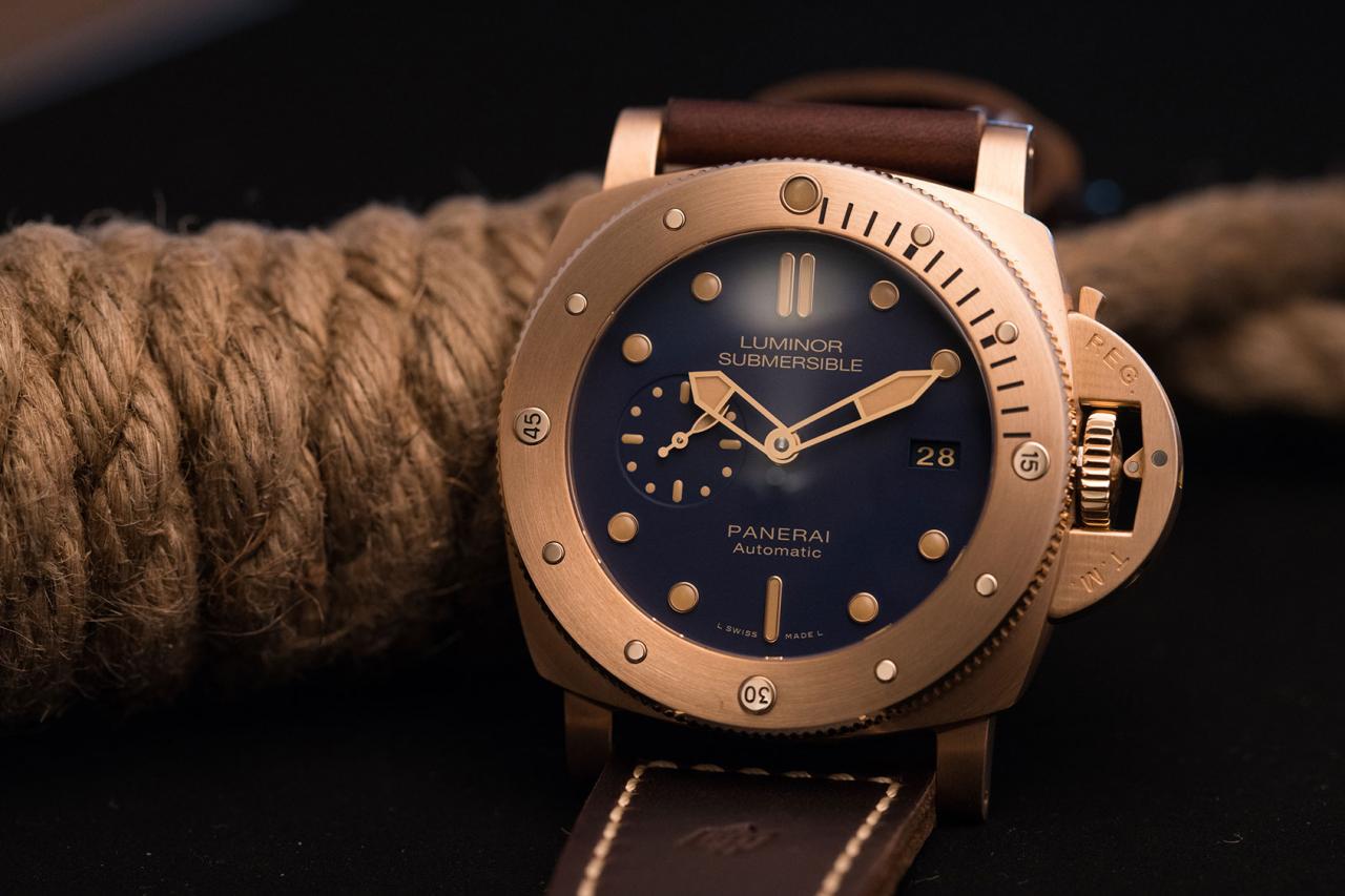 Blue-Dialled Luminor Submersible PAM 00671