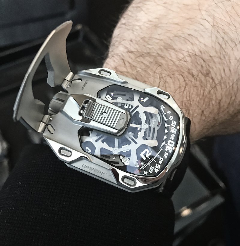 Urwerk 105 CT Streamliner 3