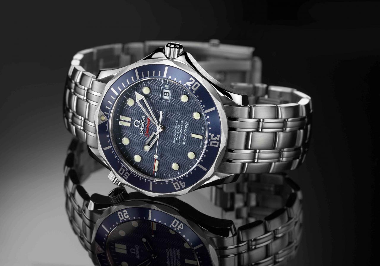 Omega 2220.80 Seamaster, "Casino Royale"